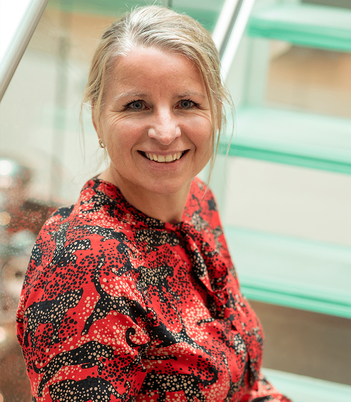 Karin van den Berg - Payroll administrator | powered by LIMES