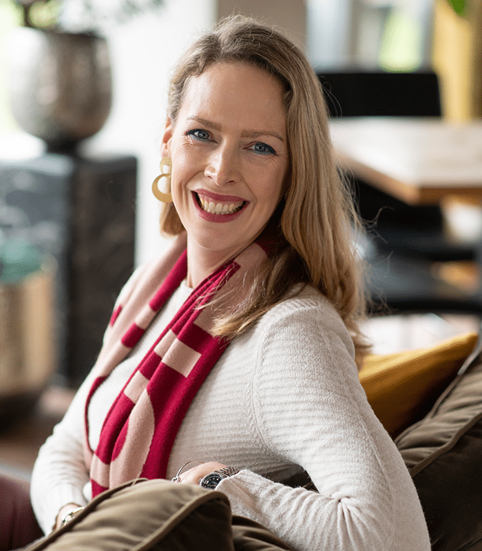 Marijke de Vries - Immigration consultant | powered by LIMES